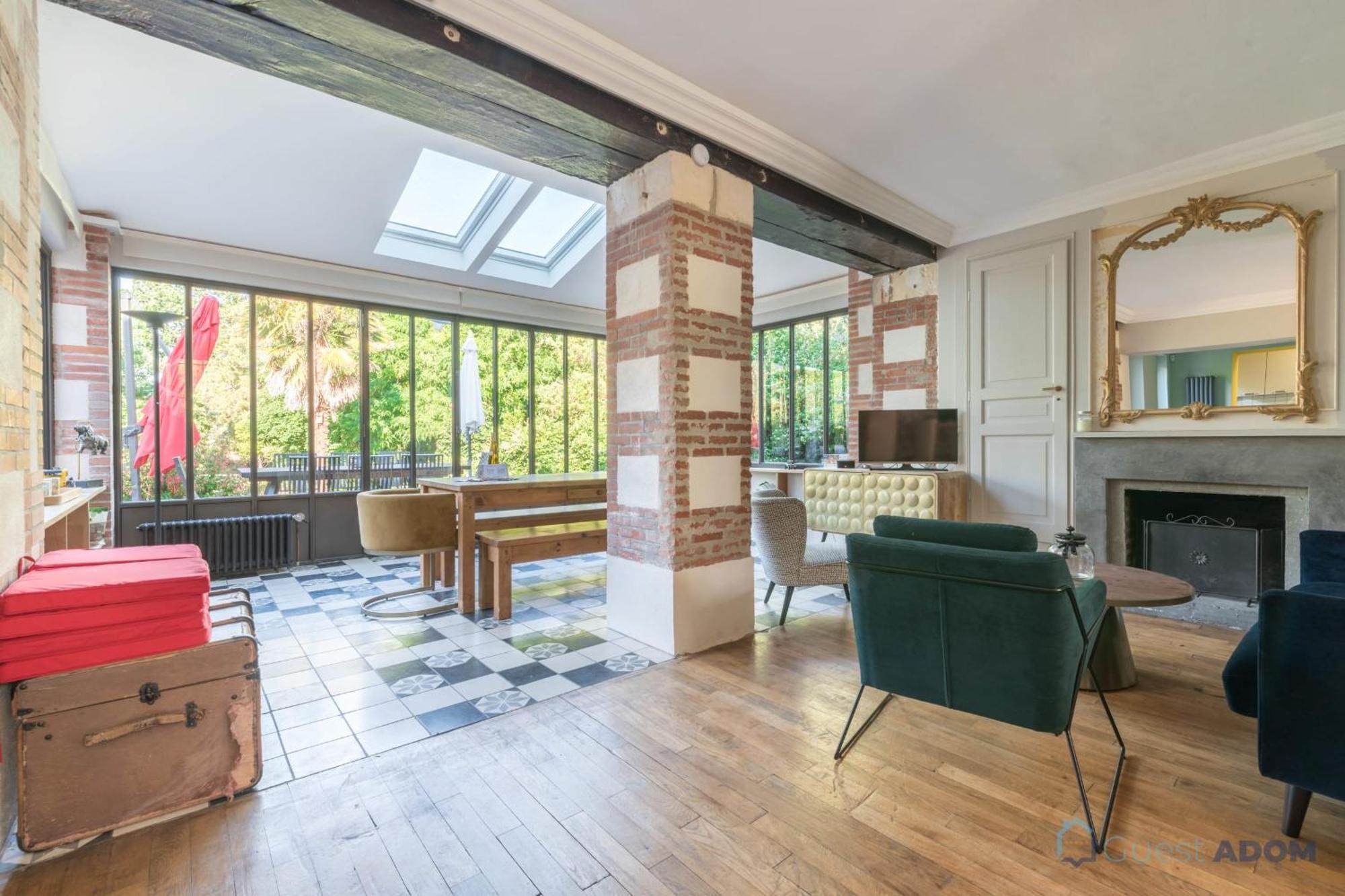 Maison Avec Jardin De 1200m Et Billard
